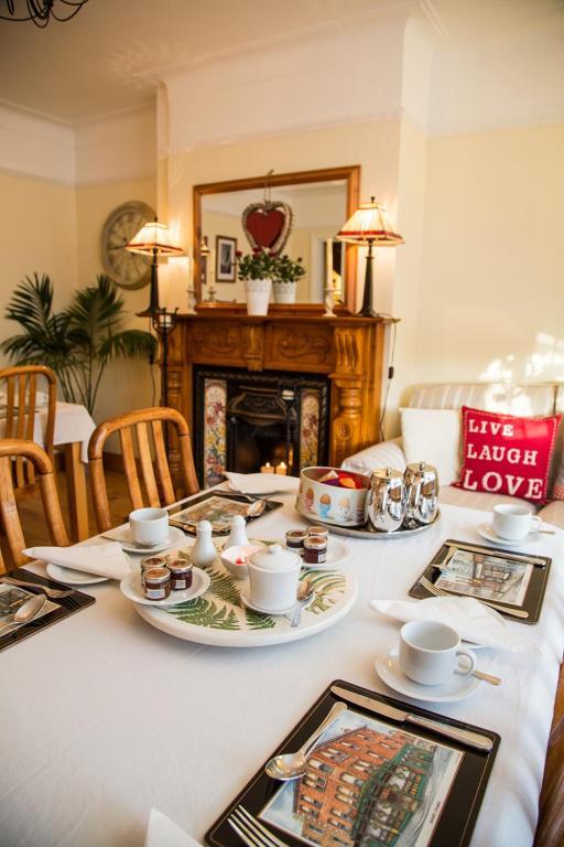 Shantalla Lodge Bed And Breakfast Santry Eksteriør bilde